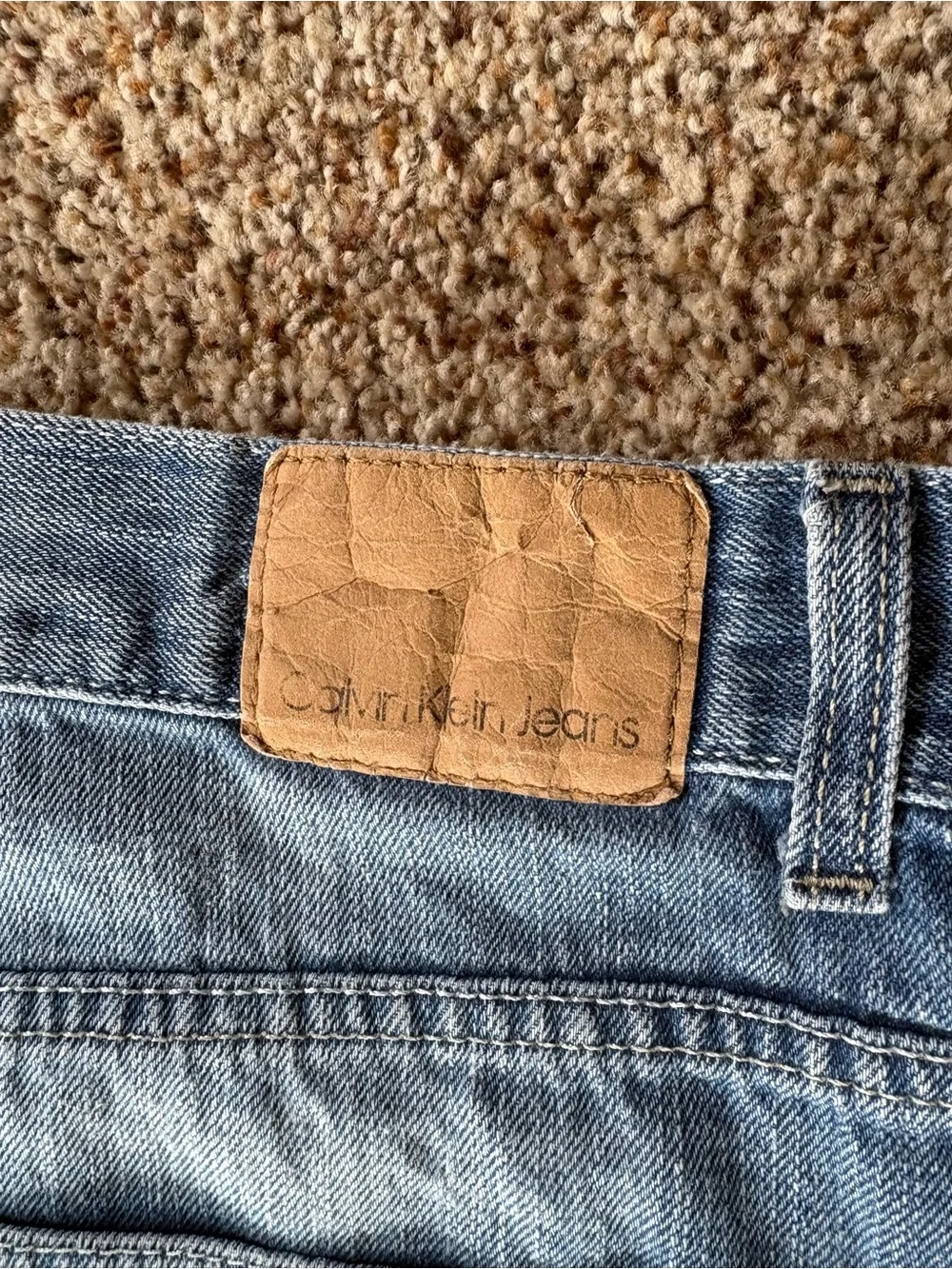 Men’s Calvin Klein Jeans Relaxed Straight Medium Wash Denim Jeans Size 34